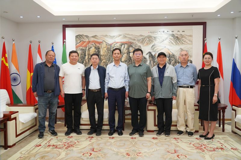 歡迎省環(huán)保產(chǎn)業(yè)協(xié)會(huì)焦飛會(huì)長(zhǎng)一行蒞臨調(diào)研！